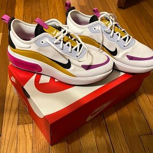 Nike Air Max Dia Brand New